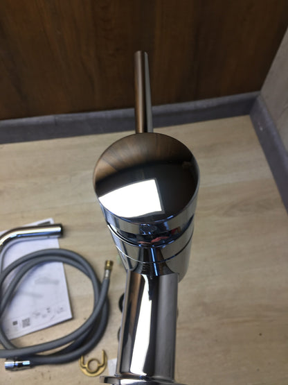 Grohe 32168000 Minta Küchenarmatur mit herausziehbarem Auslauf Wasserhahn I37896