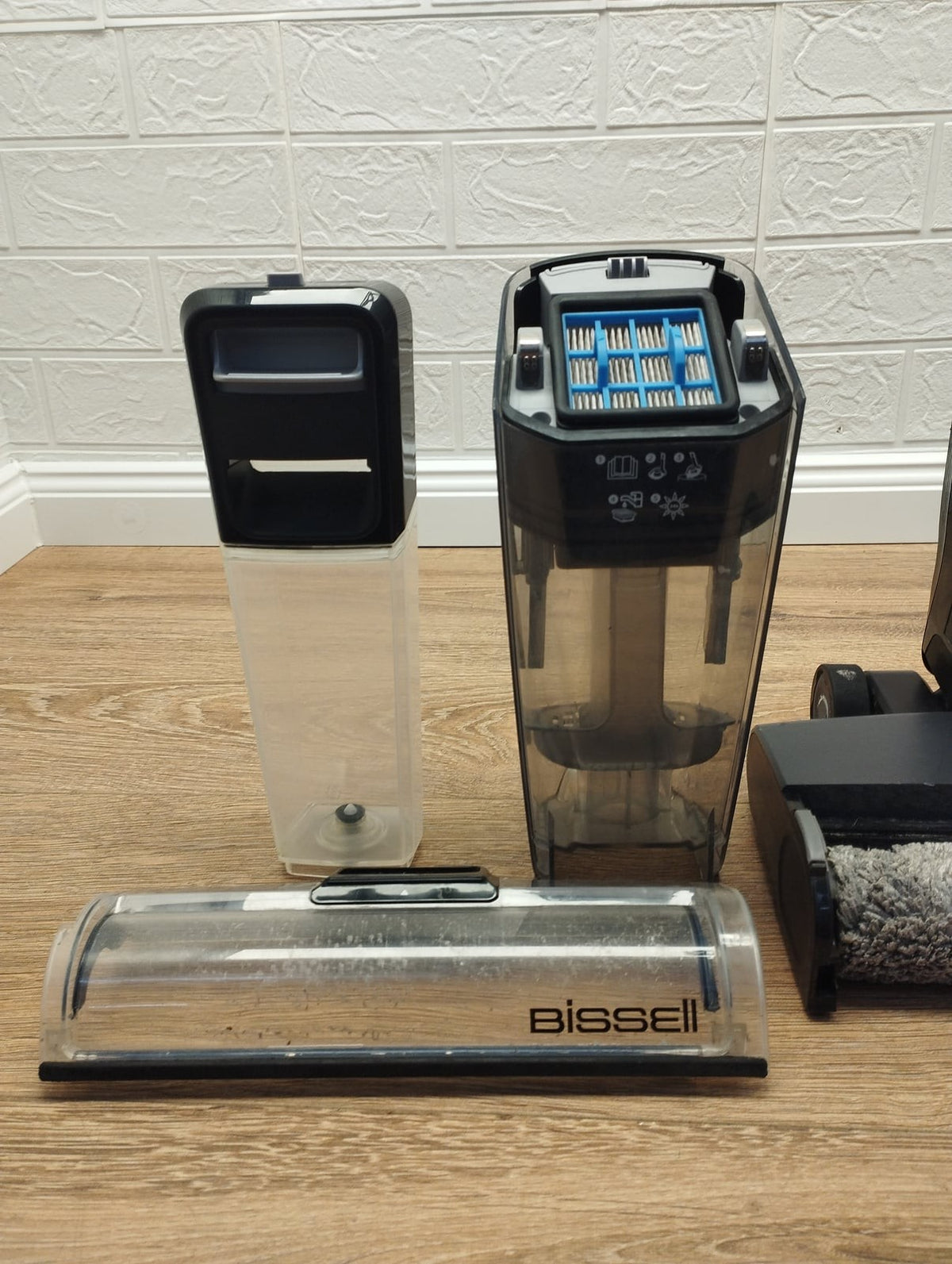 Bissell CrossWave OmniForce 3912N Kabelloser Nass & Trockensauger 560W beutellos