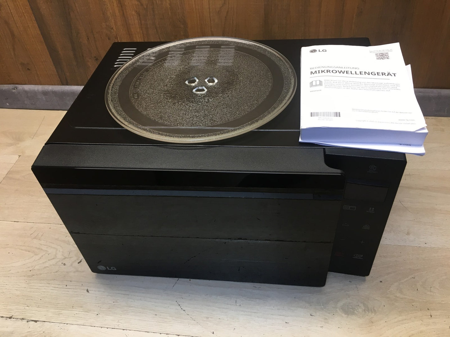 LG MH6535GDS Mikrowelle (25 L, 1000 W) mit Grill, I39132