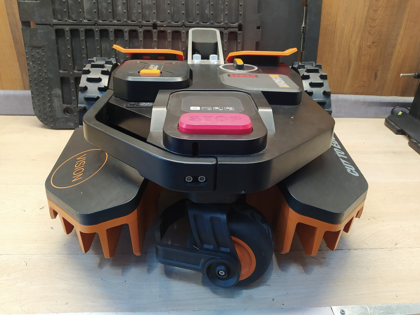 WORX Landroid Vision S250 Mähroboter ohne Begrenzungskabel WR202E, I37841