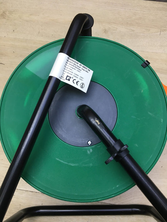Zenitech Schweizer Gartenschlauchtrommel, 50 m, H05VV-F 3G1,5 mm², I34953
