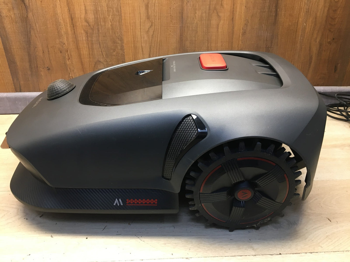 Dreame Mova 1000 Mähroboter (MLLM4110) bis 1.000 m² 3D-LiDAR kabellos, I37492