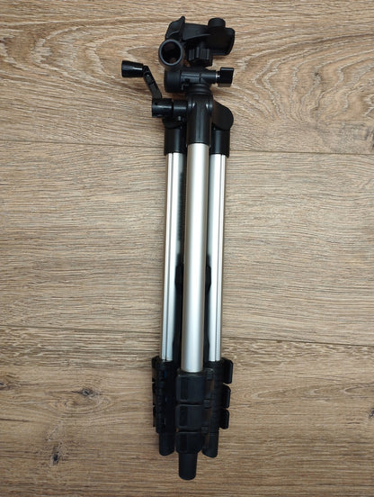 Bosch DIY Quigo Plus Kreuzlaser mit Stativ, I39862