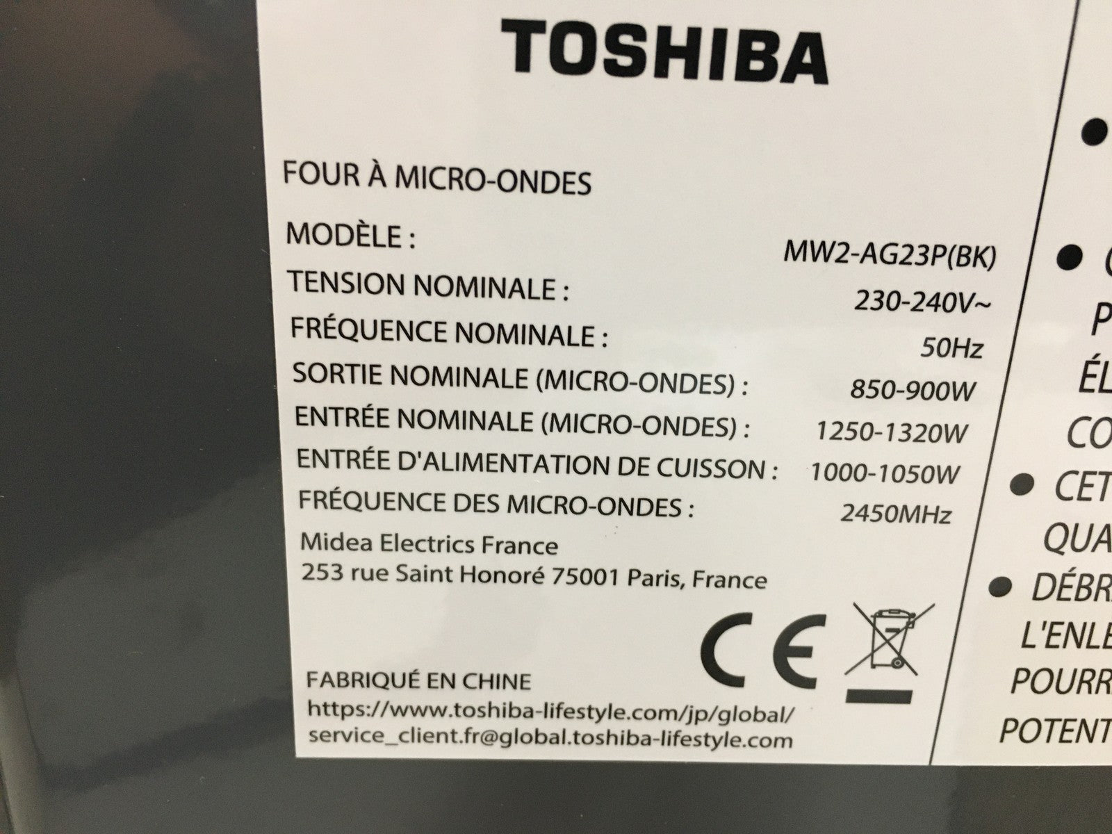 Toshiba MW2-AG23P(BK) Mikrowelle mit Grill, 900 W, 23 L, Grill 1050 W, I39524