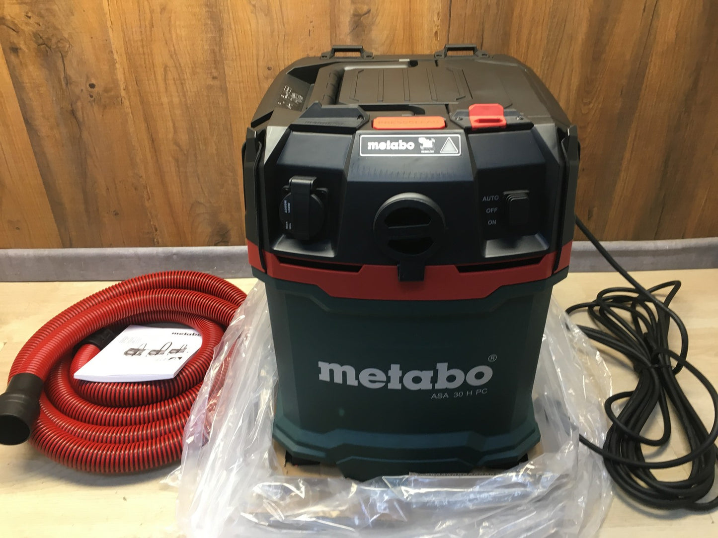 Metabo ASA 30 H PC Nass-/Trockensauger, 1200 W, 30 L, I37934