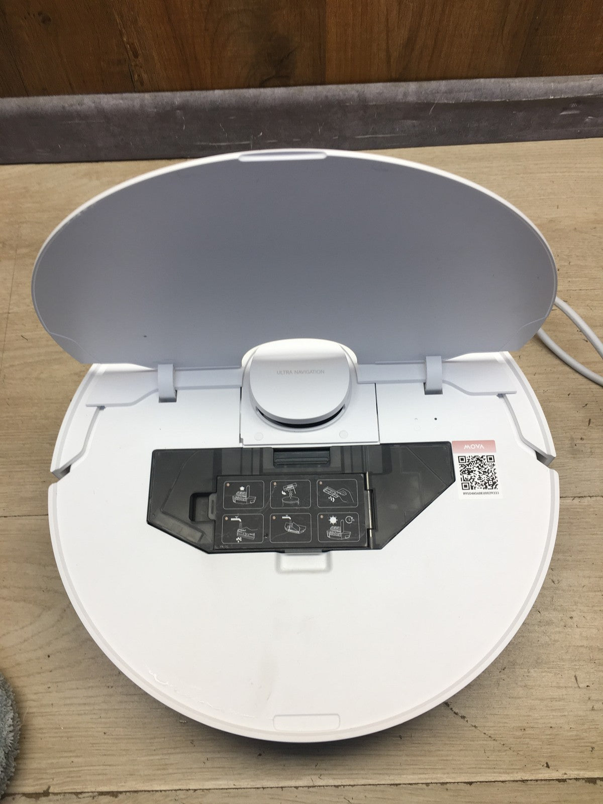 Mova E40 Ultra Saugroboter mit Wischfunktion RLE21SE, weiß, I40788
