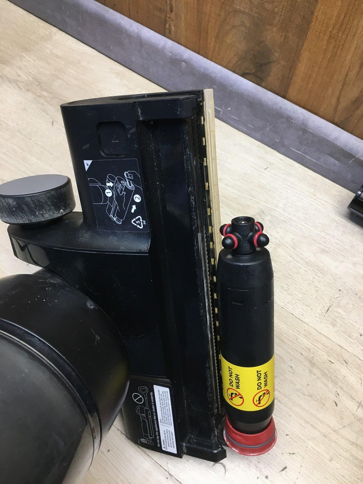 Dreame H12 Dual Nass-/Trockensauger, 4-in-1 Kabelloser Staubsauger, I36471