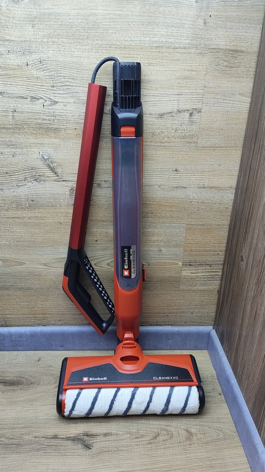 Einhell Akku-Hartbodenreiniger CLEANEXXO Solo, 18 V, 290 mm Bürstenwalze, I39907
