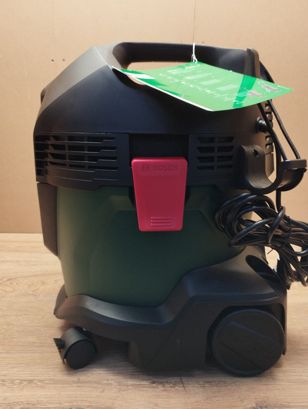 Bosch UniversalVac 15 Nass-/Trockensauger 06033D1100, I40769