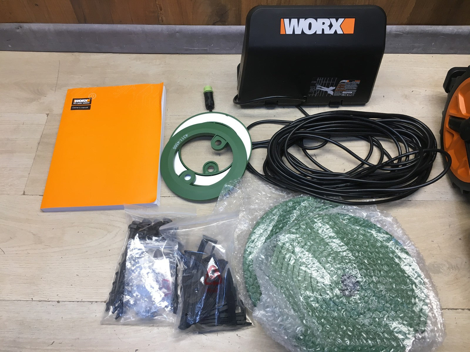 WORX Landroid Vision L1600 Mähroboter WR216E.1, für Gärten bis 1600m², I38528