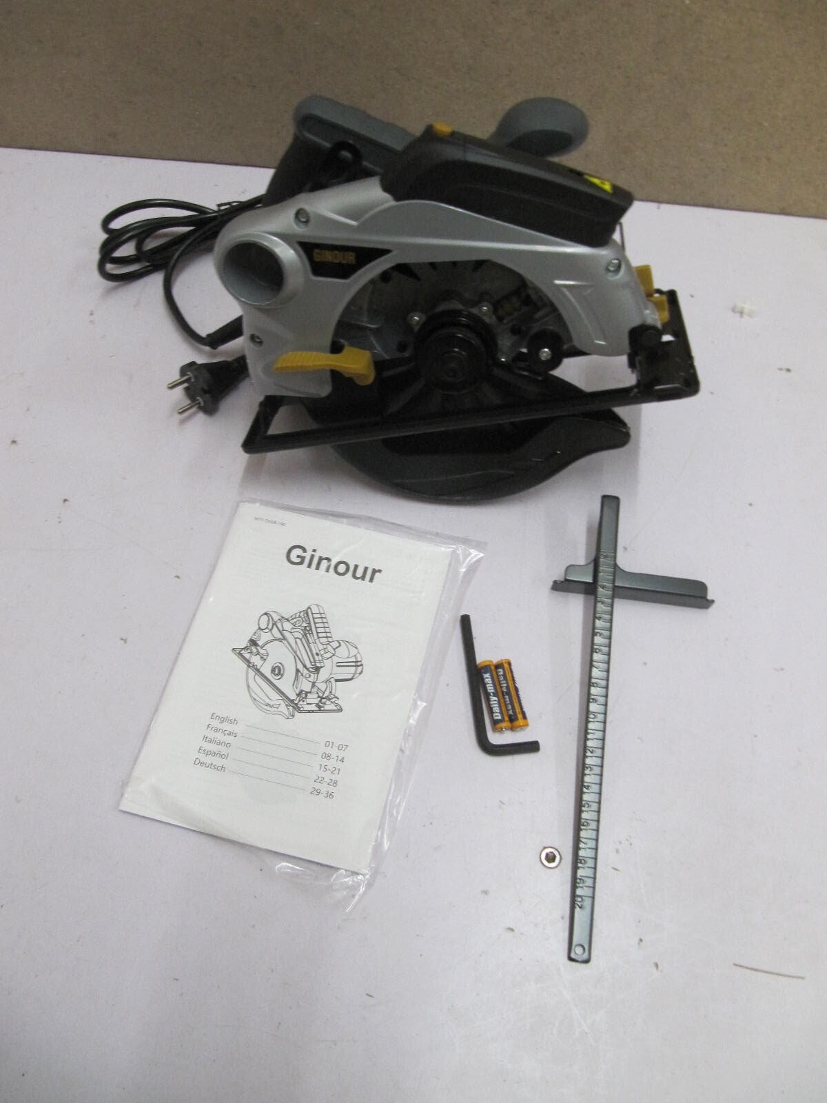 Ginour Scie circulaire 1500W Guide Laser 4700 RPM Facture D49159
