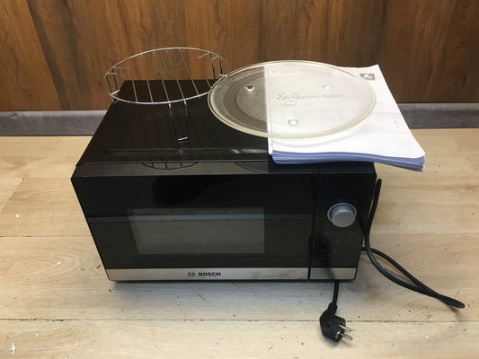 Bosch FEL023MS2 Mikrowelle, 20L, 800 W, Drehteller 27 cm, Quarzgrill, I37811