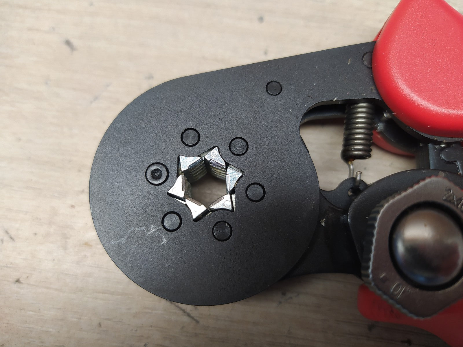 KNIPEX 97 53 14 Selbsteinstellende Crimpzange für Aderendhülsen I37401