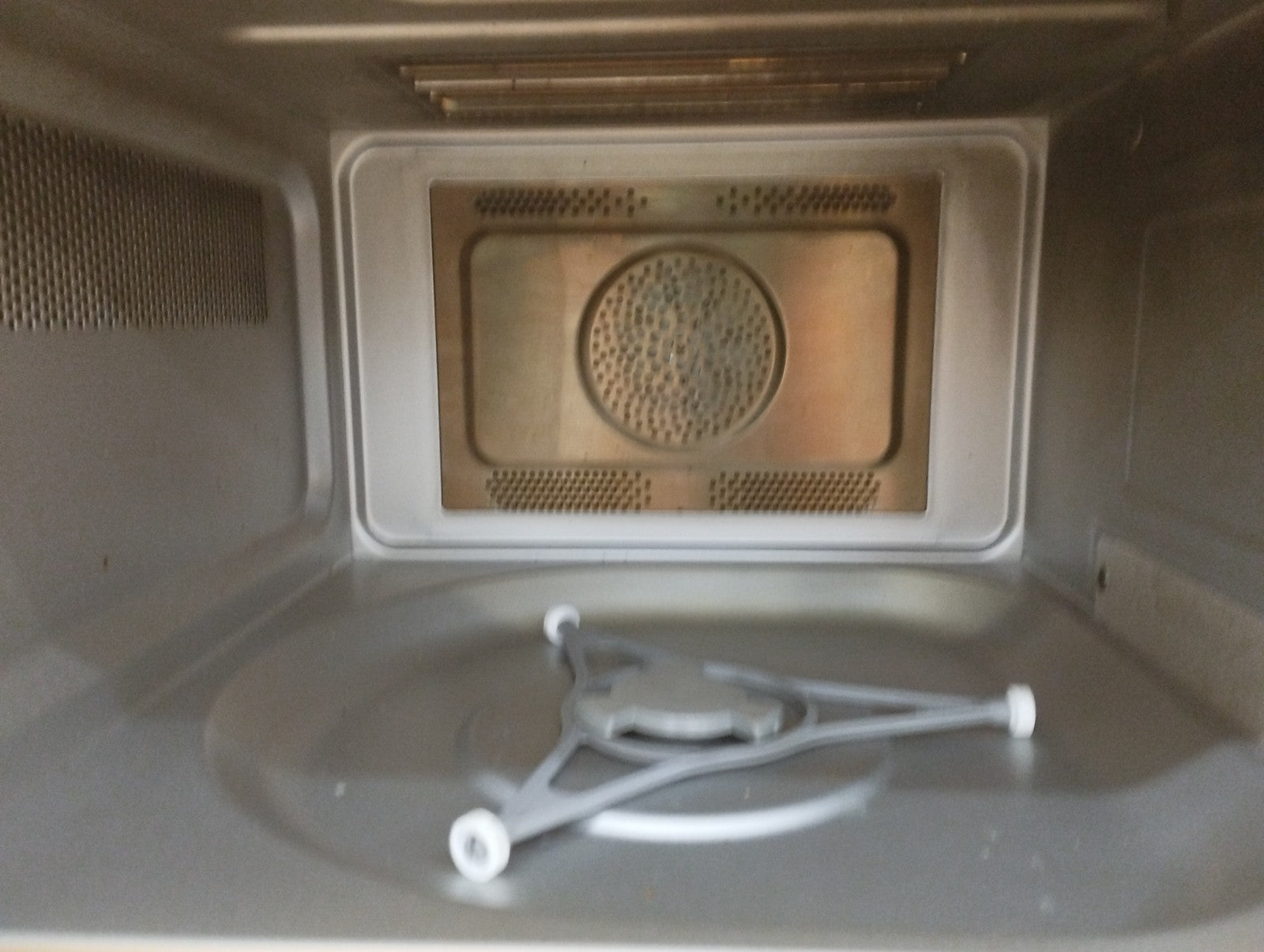 Bauknecht MWA 49 SL Mikrowellen-Backofen 25L, Dampfgarfunktion, I39518