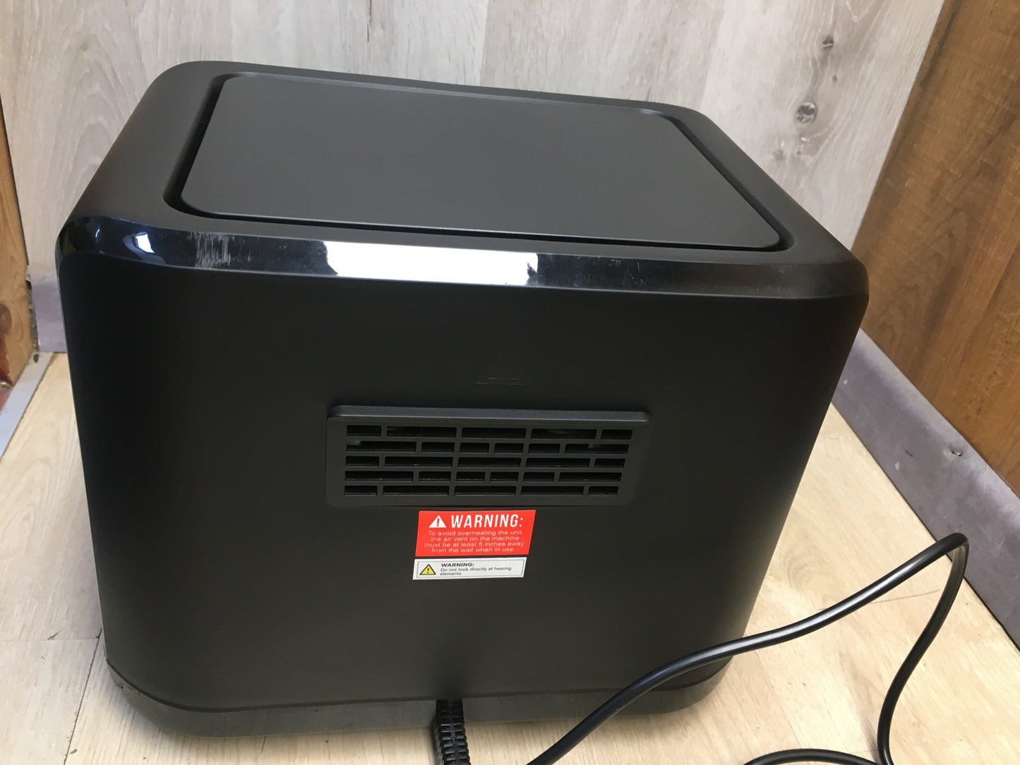 Chefman RJ38-SQPF-3TDB-2W-EU Heißluftfritteuse, 5,6L, 2100W, I39461
