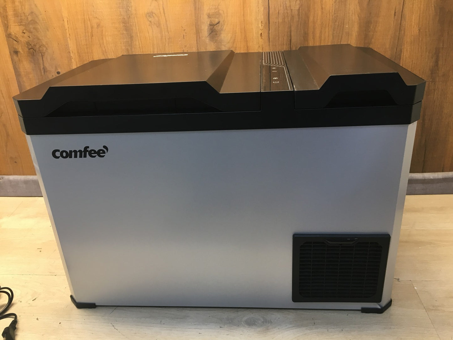 Comfee RCP43DS3(E) Kühlschrank tragbar 12/24V DC AC, I39714