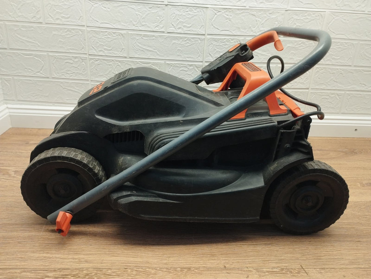 Black&Decker BEMW351 Elektro-Rasenmäher 1.0kW 32cm