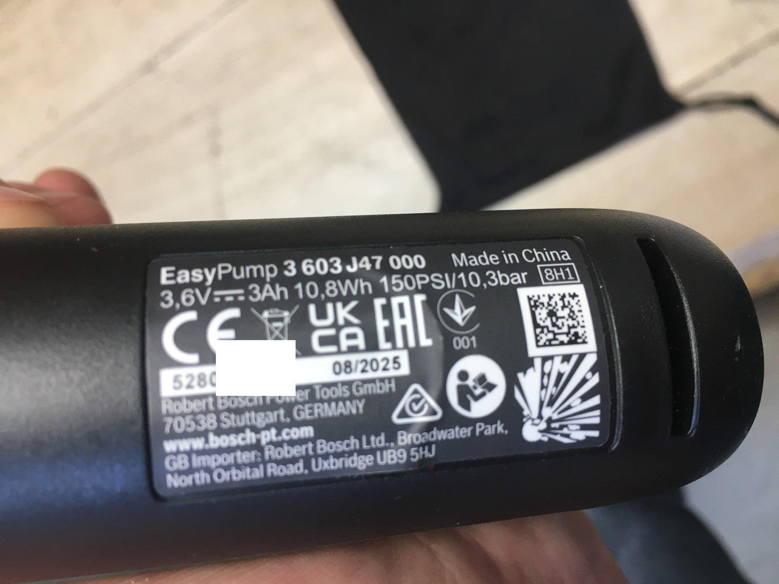 Bosch EasyPump Akku-Druckluftpumpe (3,0 Ah Akku, 3,6 V), I38595
