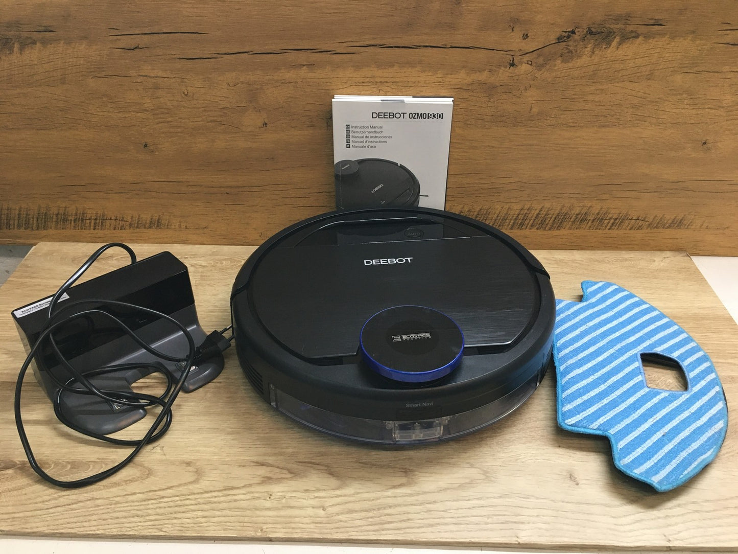 ECOVACS DEEBOT OZMO 930 Saugroboter mit Wischfunktion DG3G, I39815