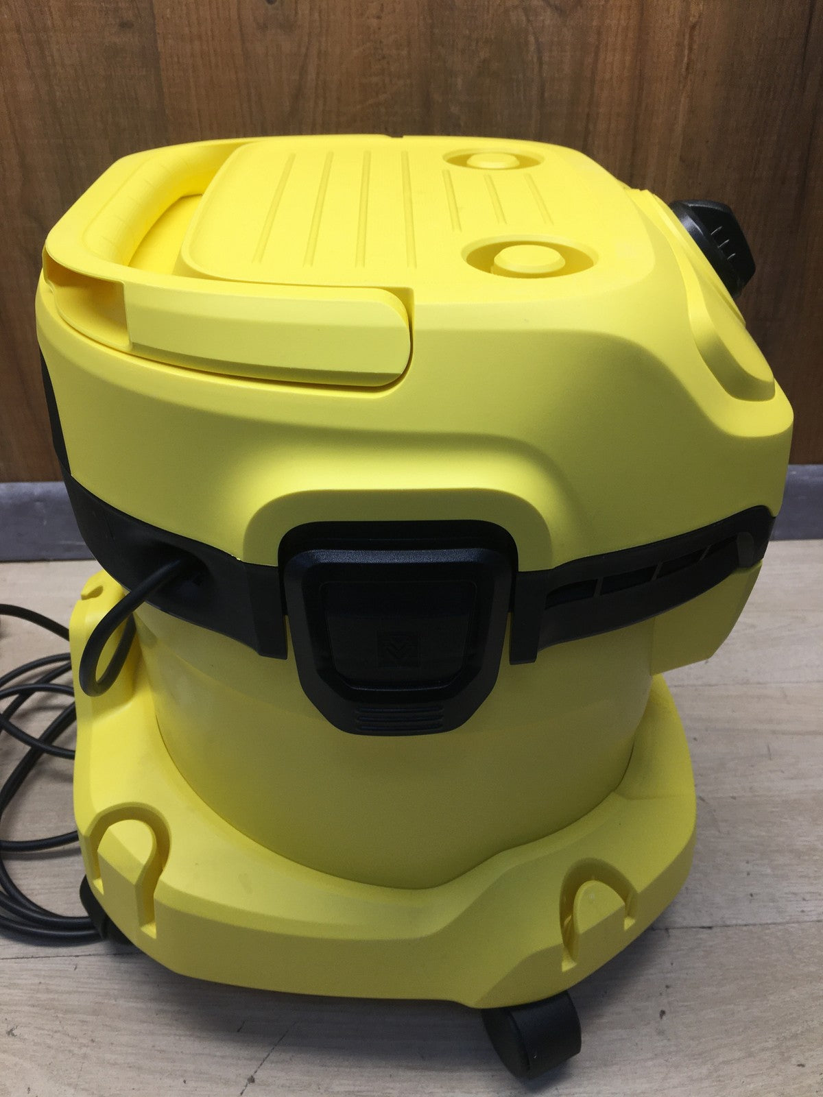 Kärcher Nass-/Trockensauger WD 2 Plus (1.628-009.0), 1000 W, I40856