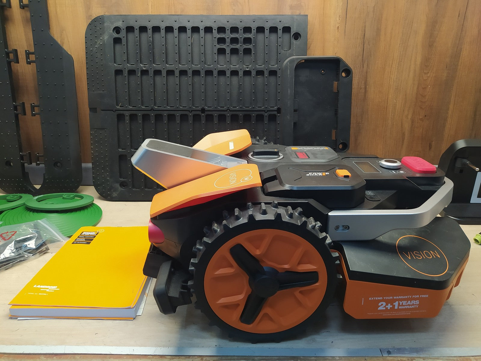WORX Landroid Vision M600 Mähroboter ohne Begrenzungskabel WR206E.1 I38959