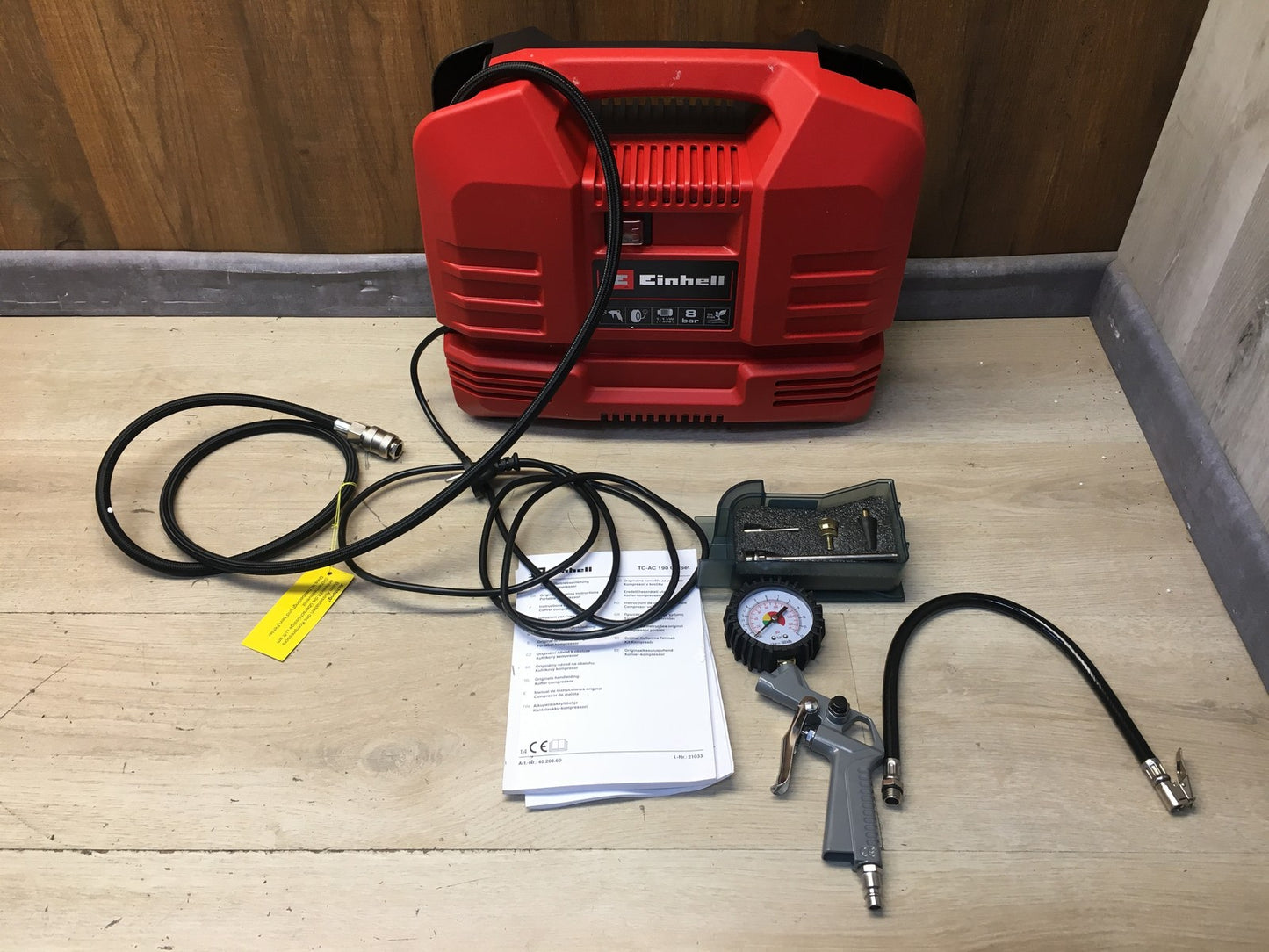 Einhell Kompressor TC-AC 190 OF Set (1100 W, 190 L/min Ansaugleistung), I38042