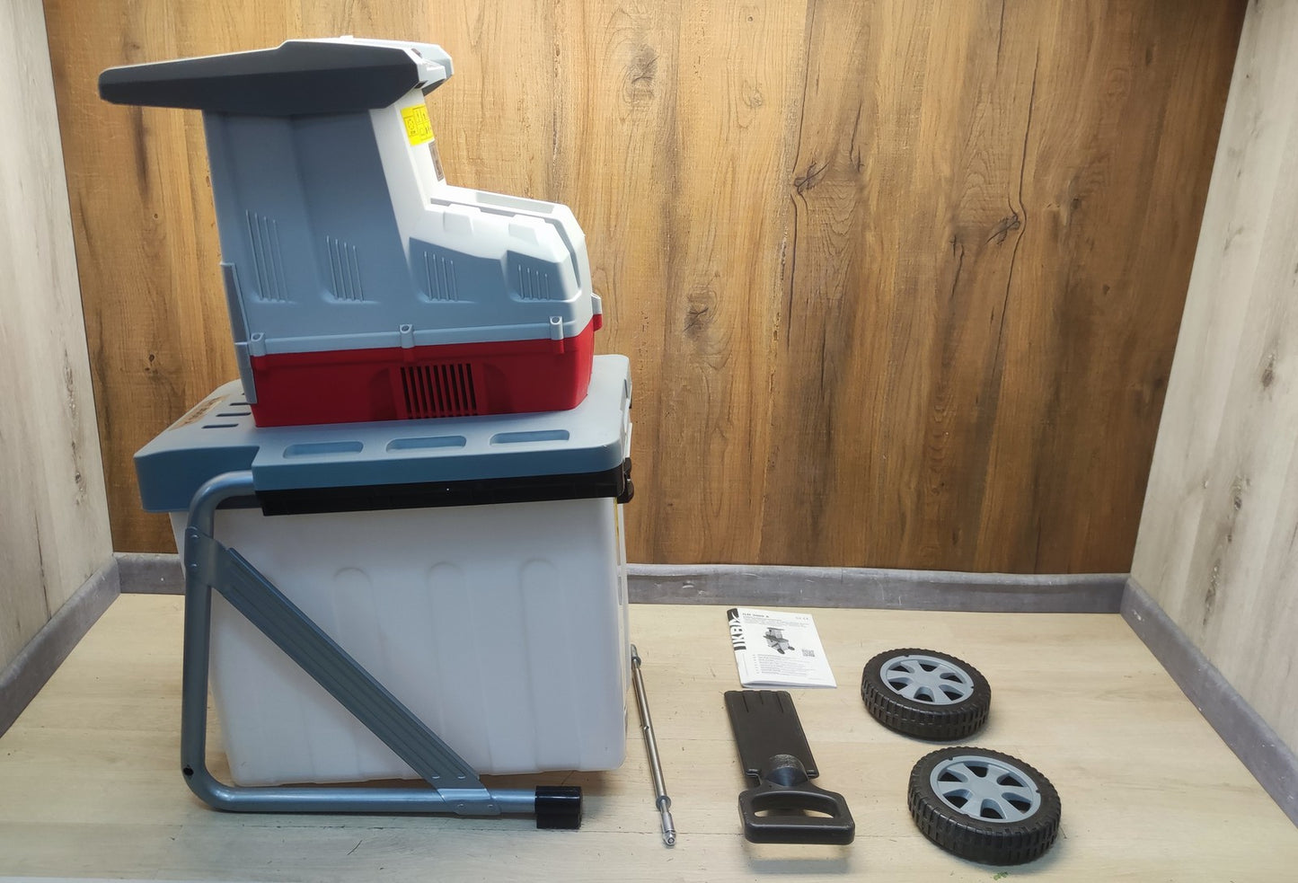 IKRA Elektro-Gartenhäcksler ILH 3000 A, 3.000 Watt, Aststärke bis 44mm, I38235