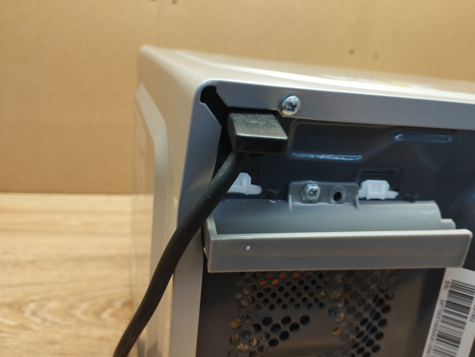 Toshiba MW2-MG20PF(SL) Mikrowelle mit Grill 20L 800W I39819