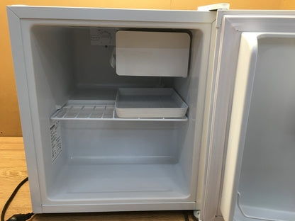Severin KS 9827 Mini Kühlschrank, 42L, I39348