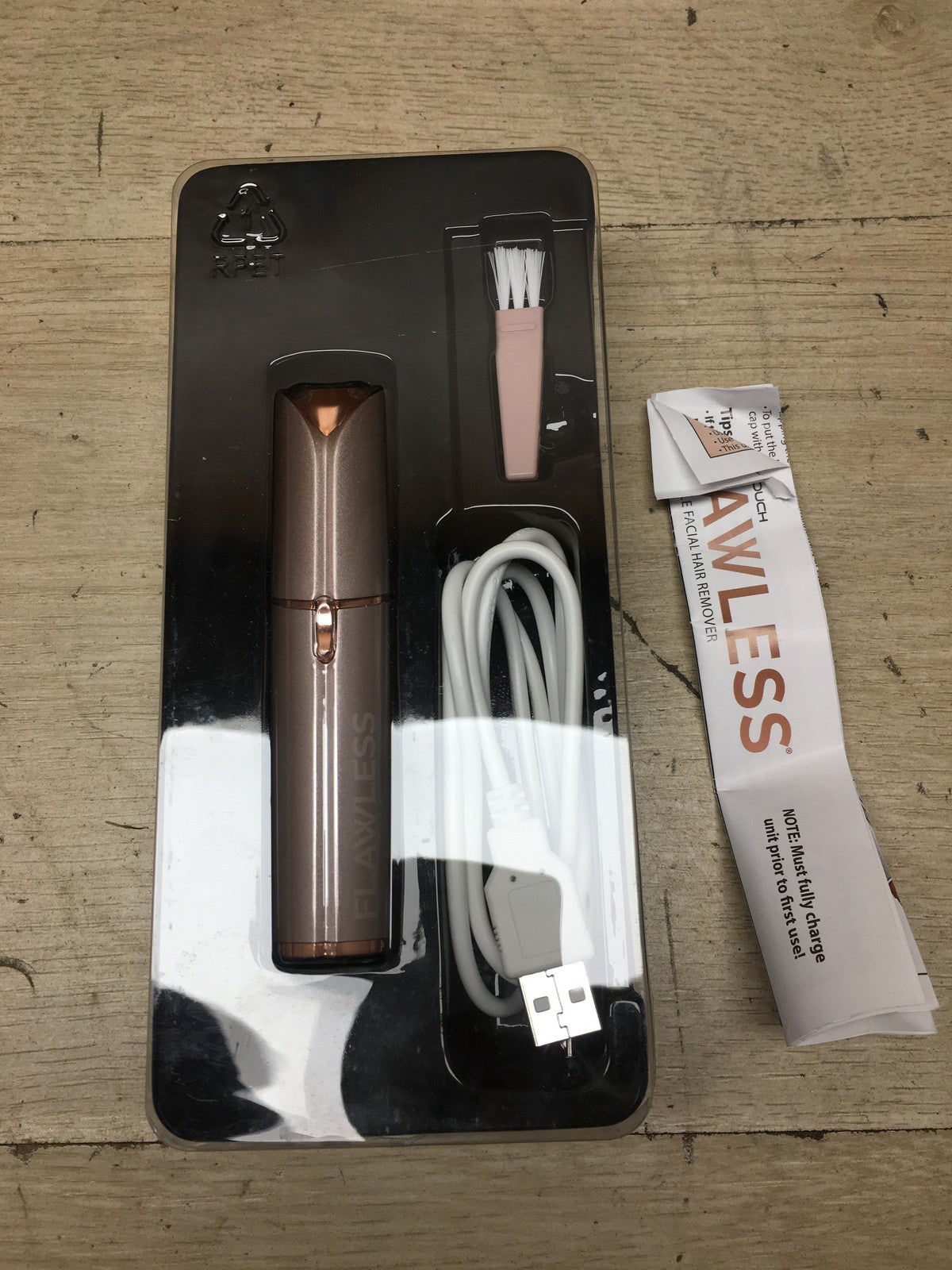 Flawless  FTFF3R Damenbart- und Gesichtshaarentferner, I39159