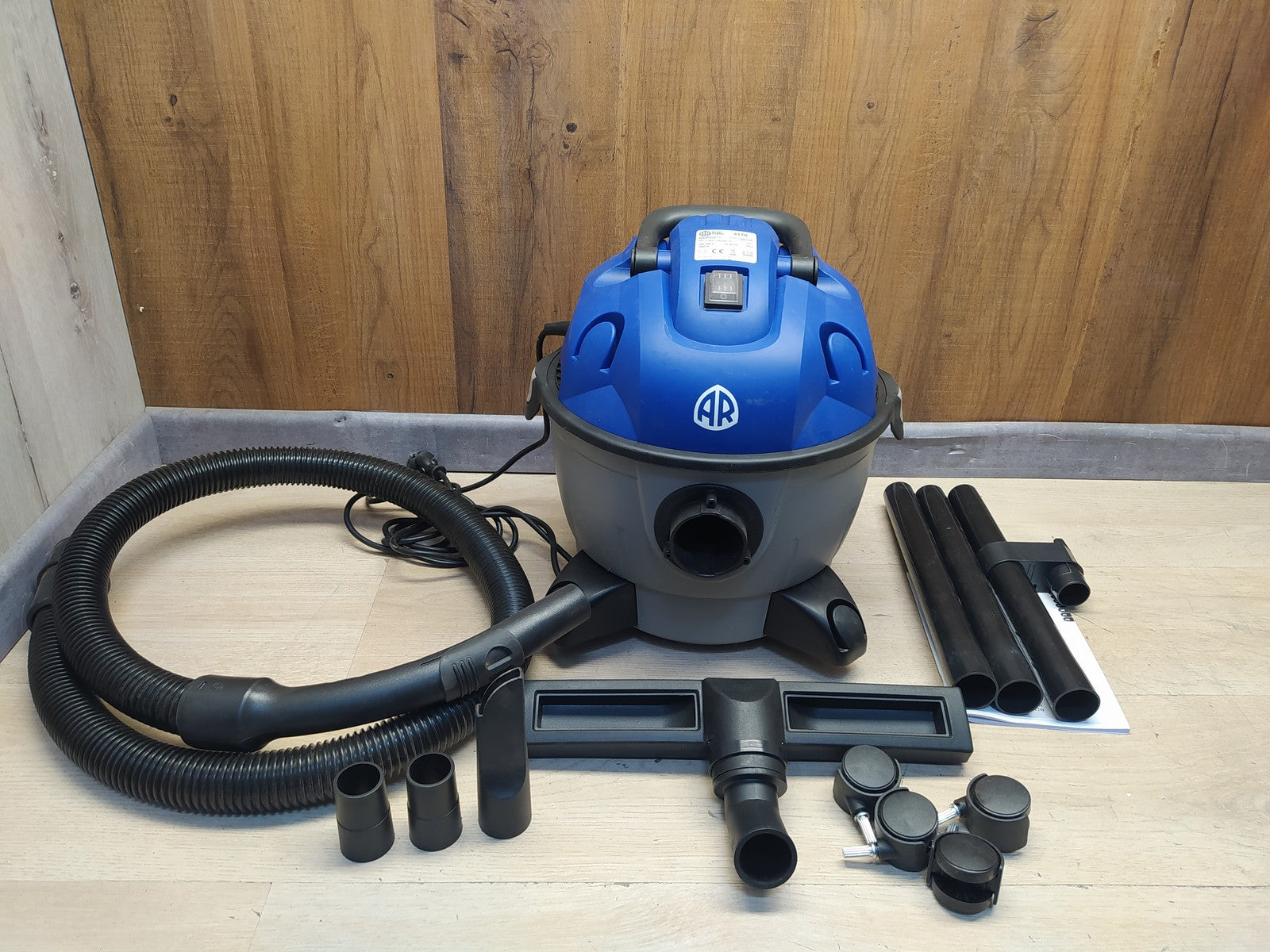 AR Blue Clean Nass-/Trockensauger 3170 (1200 W, 15 l ), I37311
