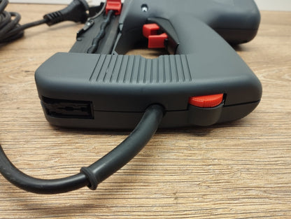 Novus Elektrotacker J-165, rückschlagarmer Universal-Tacker