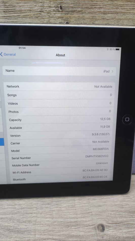 Apple iPad 3 Tablet 9.7" 16GB Cellular + WiFi Black (MD366FD/A)