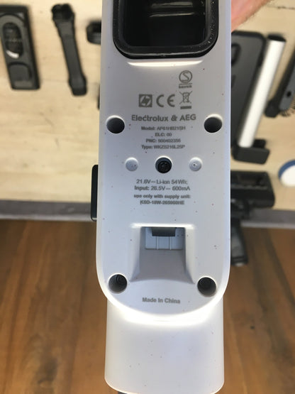 AEG Serie 6000 Akku‑Staubsauger AP61HB21SH, I39477