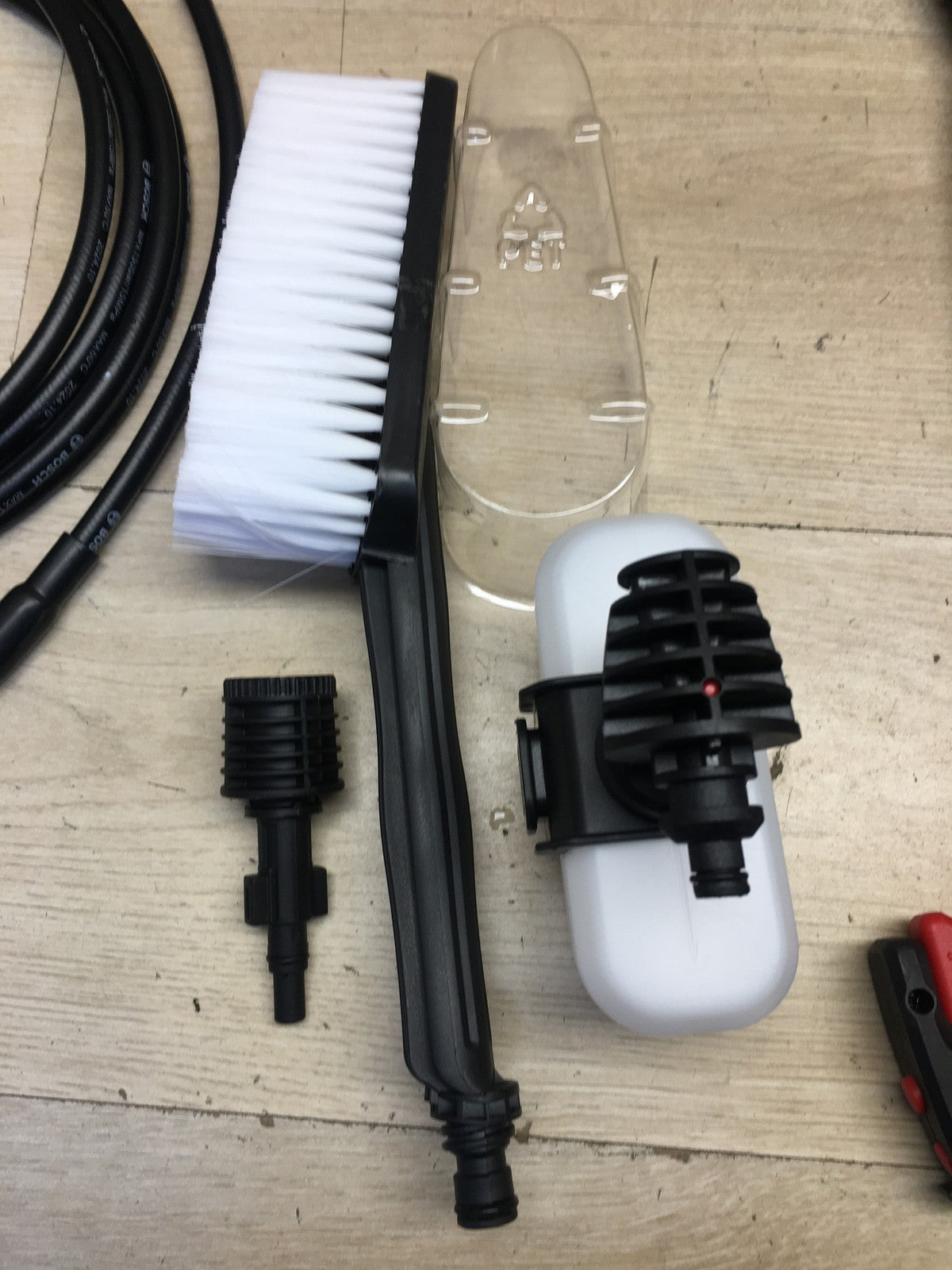 Bosch Hochdruckreiniger EasyAquatak 120 Premium Kit, I38386