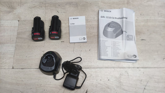 Bosch Starter Set, 2 Akkus 12 V 1,5 Ah + Ladegerät, I38251