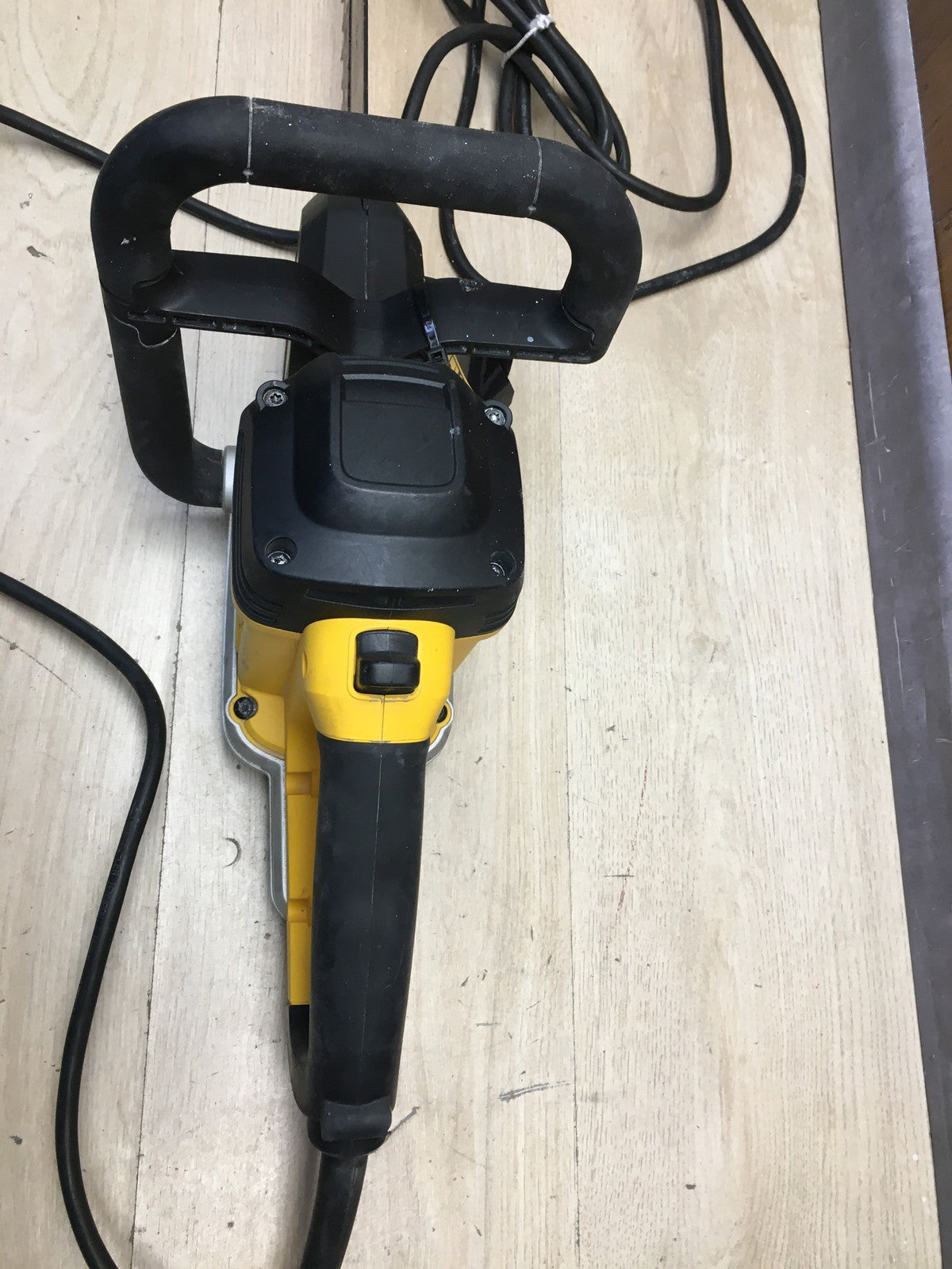 DeWalt DWE398 Alligator Elektro-Fuchsschwanz 1700W, I37184