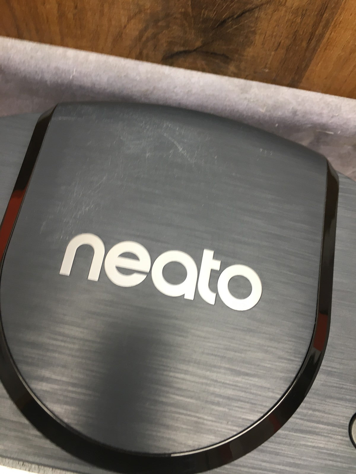 Neato Robotics D8 Intelligenter Staubsaugerroboter , I39406