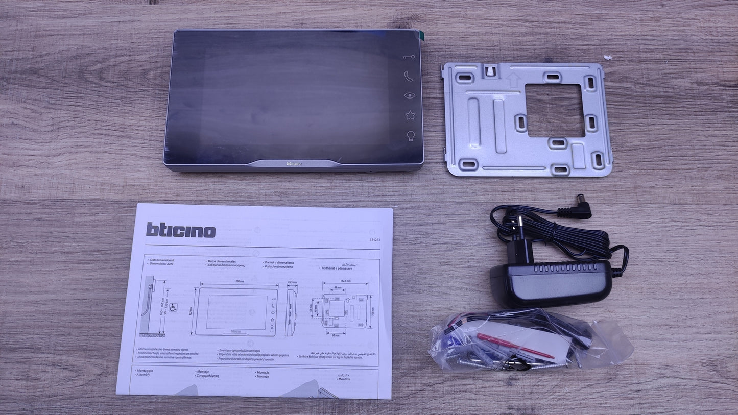Bticino 334253 Video-Türsprechanlage Inneneinheit mit 2 Drähten 7 Zoll I32612