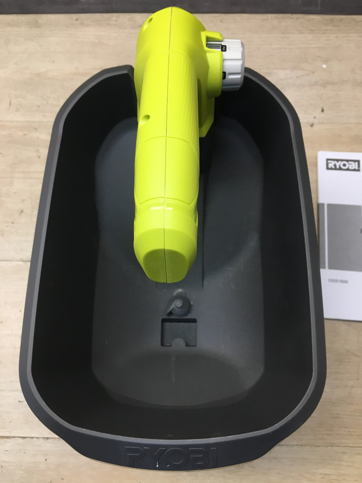 RYOBI 18 V ONE+ Akku-Universalstreuer OSS1800 solo, 4 L Tank, I38669