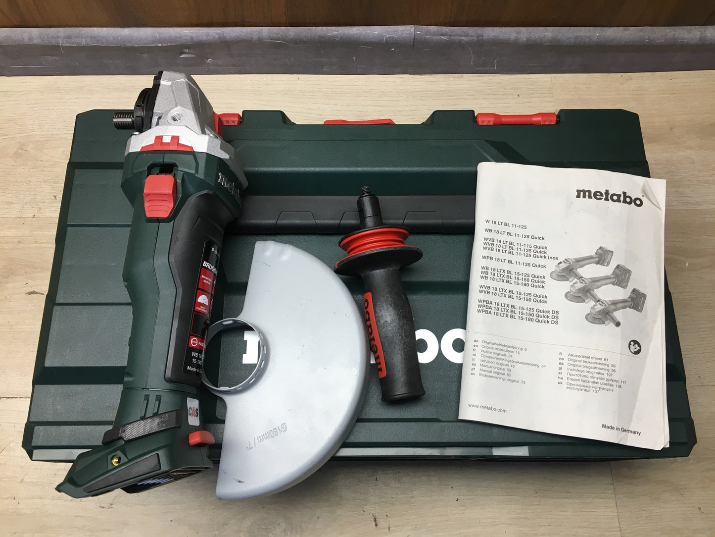 Metabo Akku-Winkelschleifer WB 18 LTX BL 15-180 Quick Solo, 18 V, 180 mm, I37561