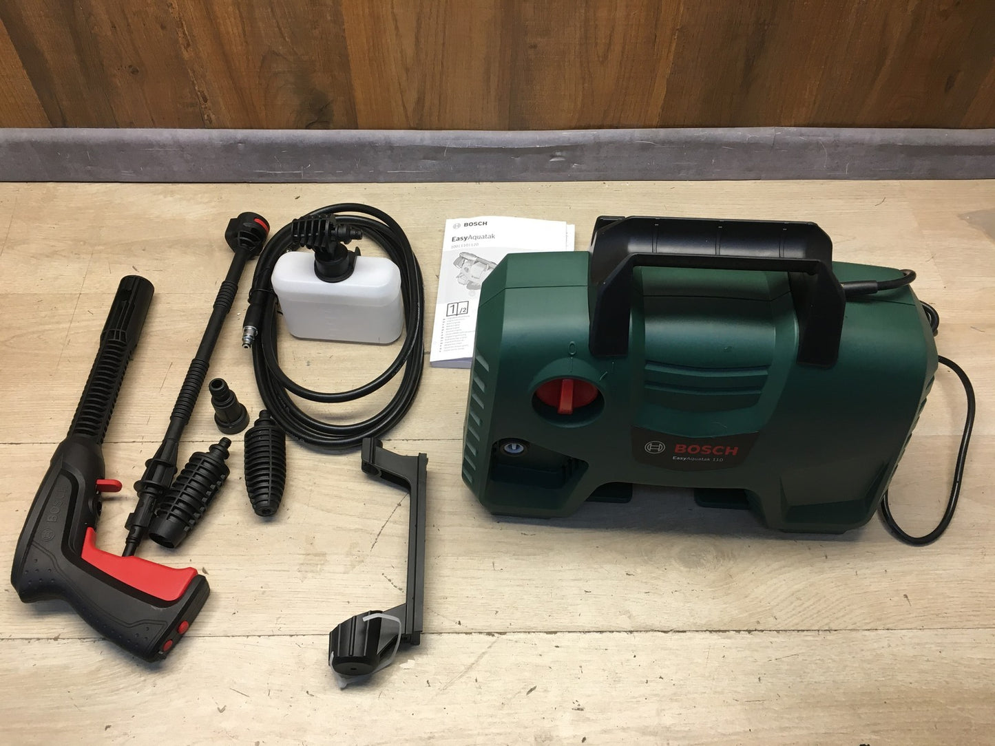Bosch DIY EasyAquatak 110 Hochdruckreiniger, I38173