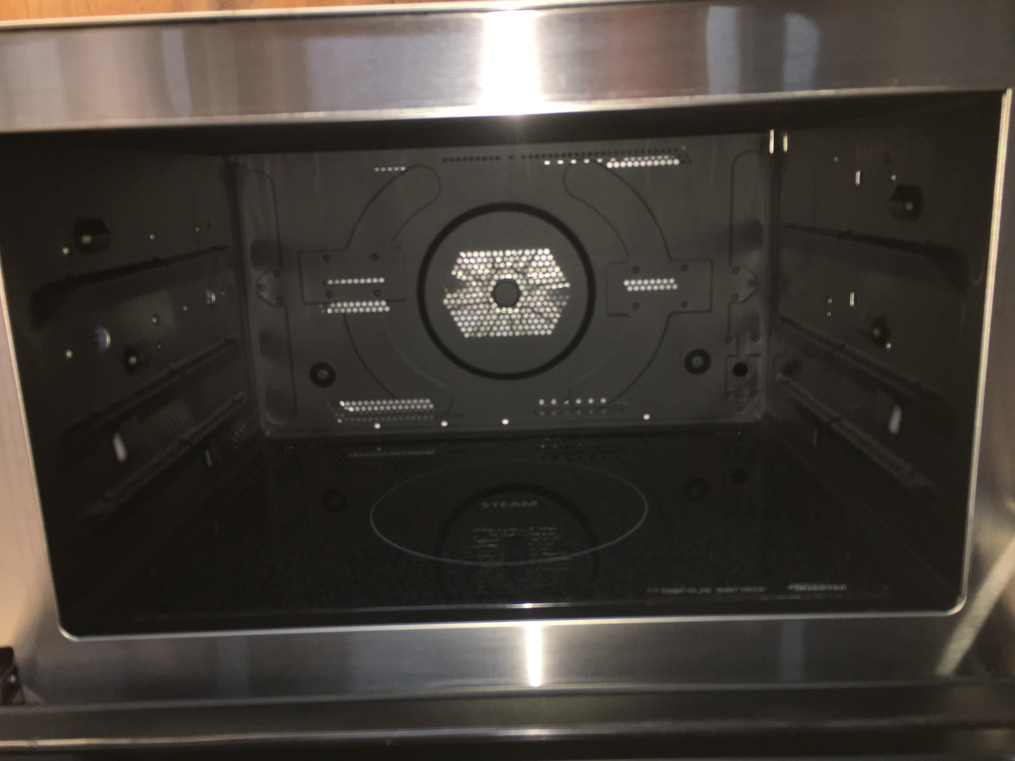 Panasonic NN-CS89LB 4-in-1 Kombi-Mikrowelle, Dampfofen & Grill, 31 L, I37616