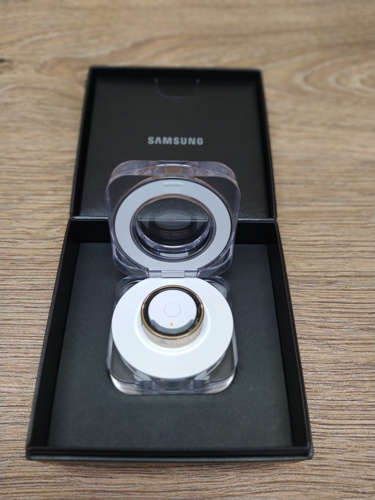 Samsung Galaxy Ring Titanium Gold SM-Q509, Größe 9, I39236