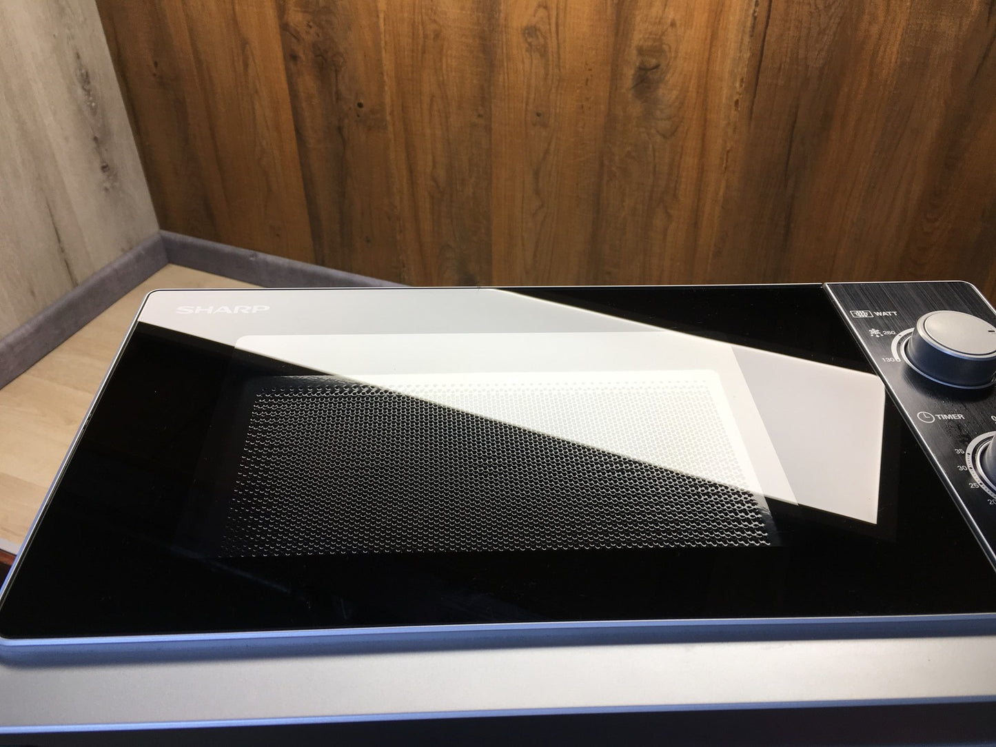 Sharp R200INW Mikrowelle, I36423