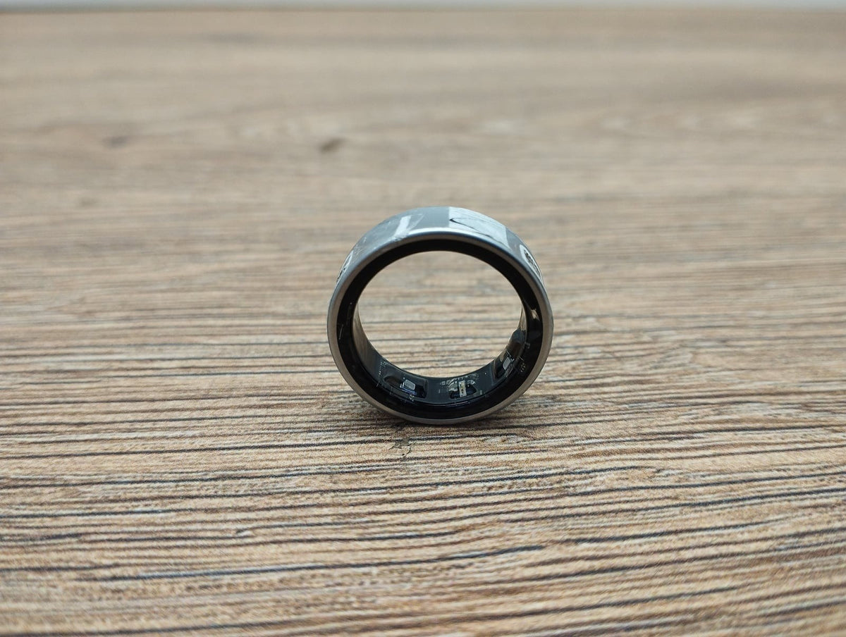 Samsung Galaxy Ring Smart Ring mit Titan-Gehäuse SM-Q508 Größe 8 Titanium Silver