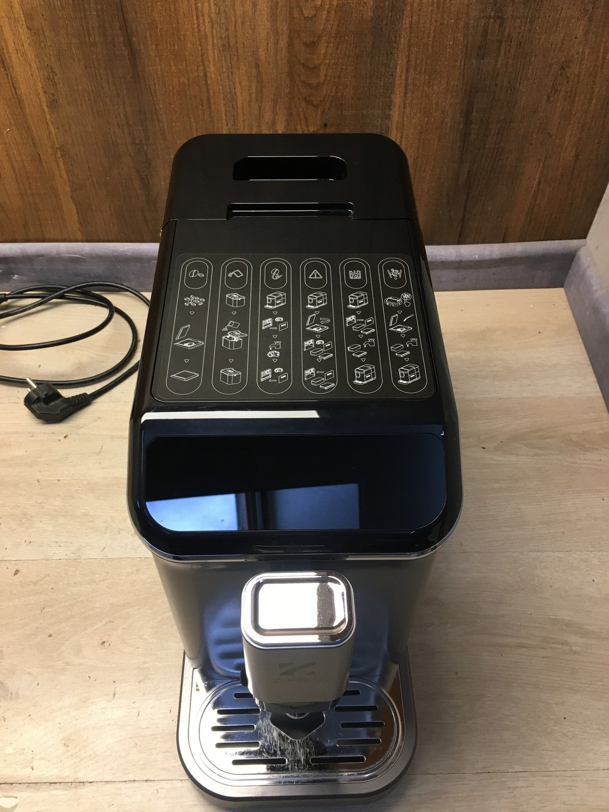 ZACHVO CM9002I-GS Kaffeevollautomat mit Milchbehälter, 20 Bar, I35992