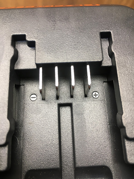Black&Decker Ladegerät 14,4V-18V, I38310