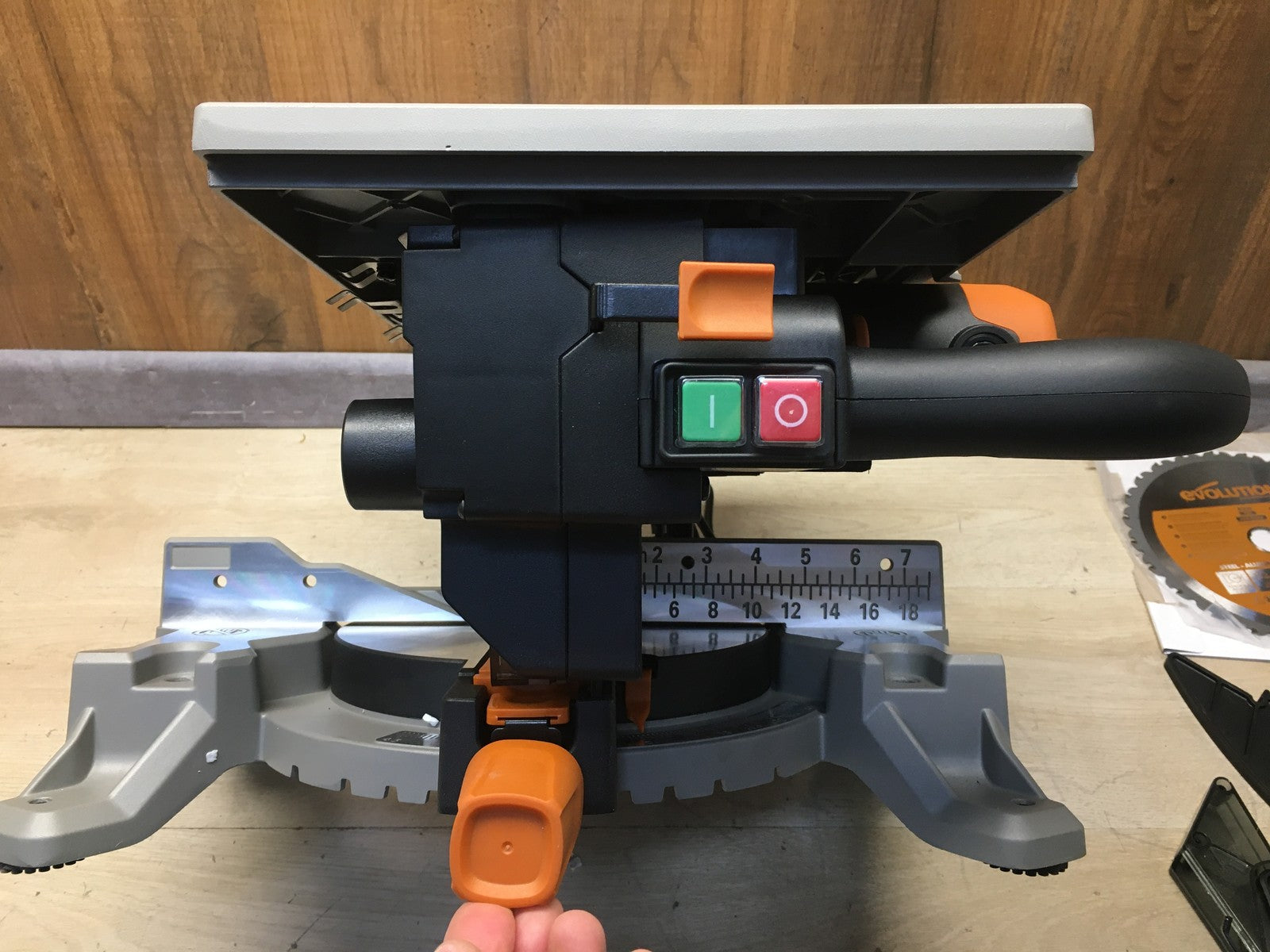 Evolution Power Tools R210MTS-G2 Kapp- und Tischsäge, I37310