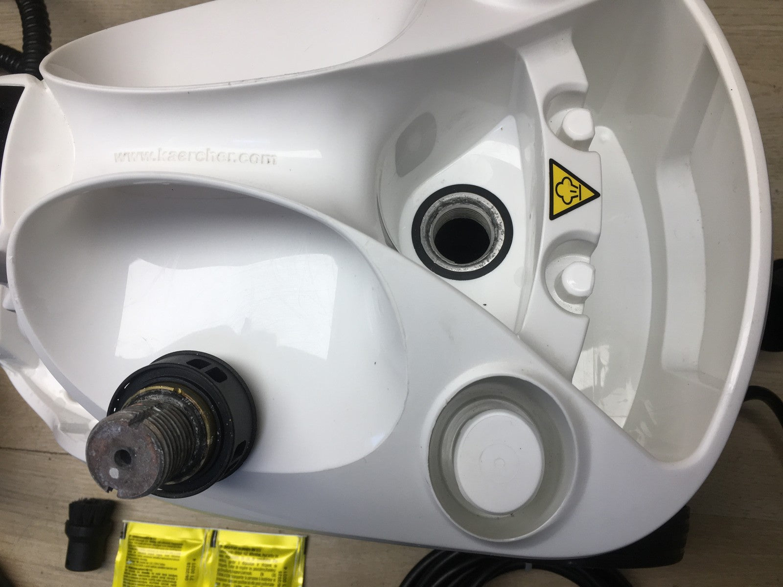 Kärcher SC4 Premium Dampfreiniger 1.512-440.0 2000W, I37409
